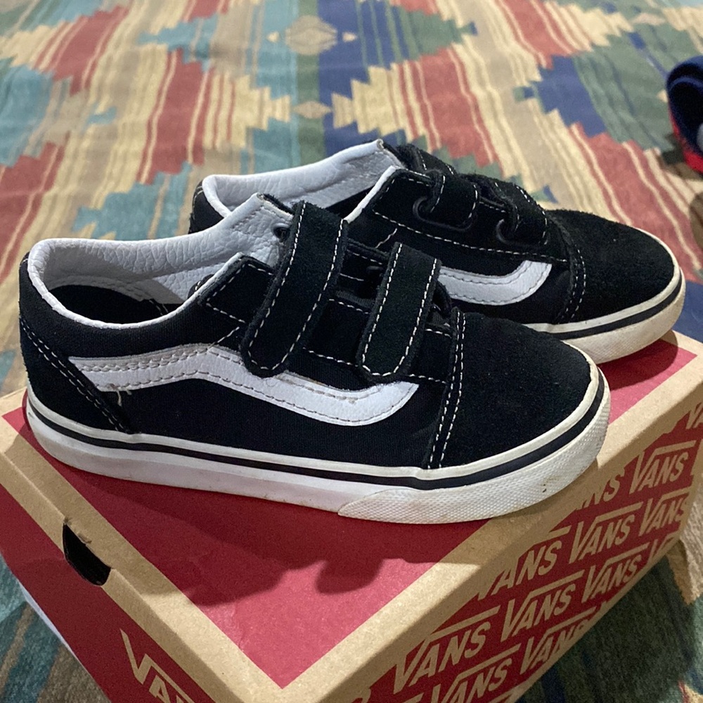Toddler Size 9 Vans